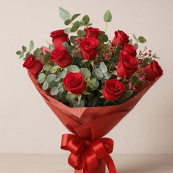 Bouquets 10 rosas eucalipto